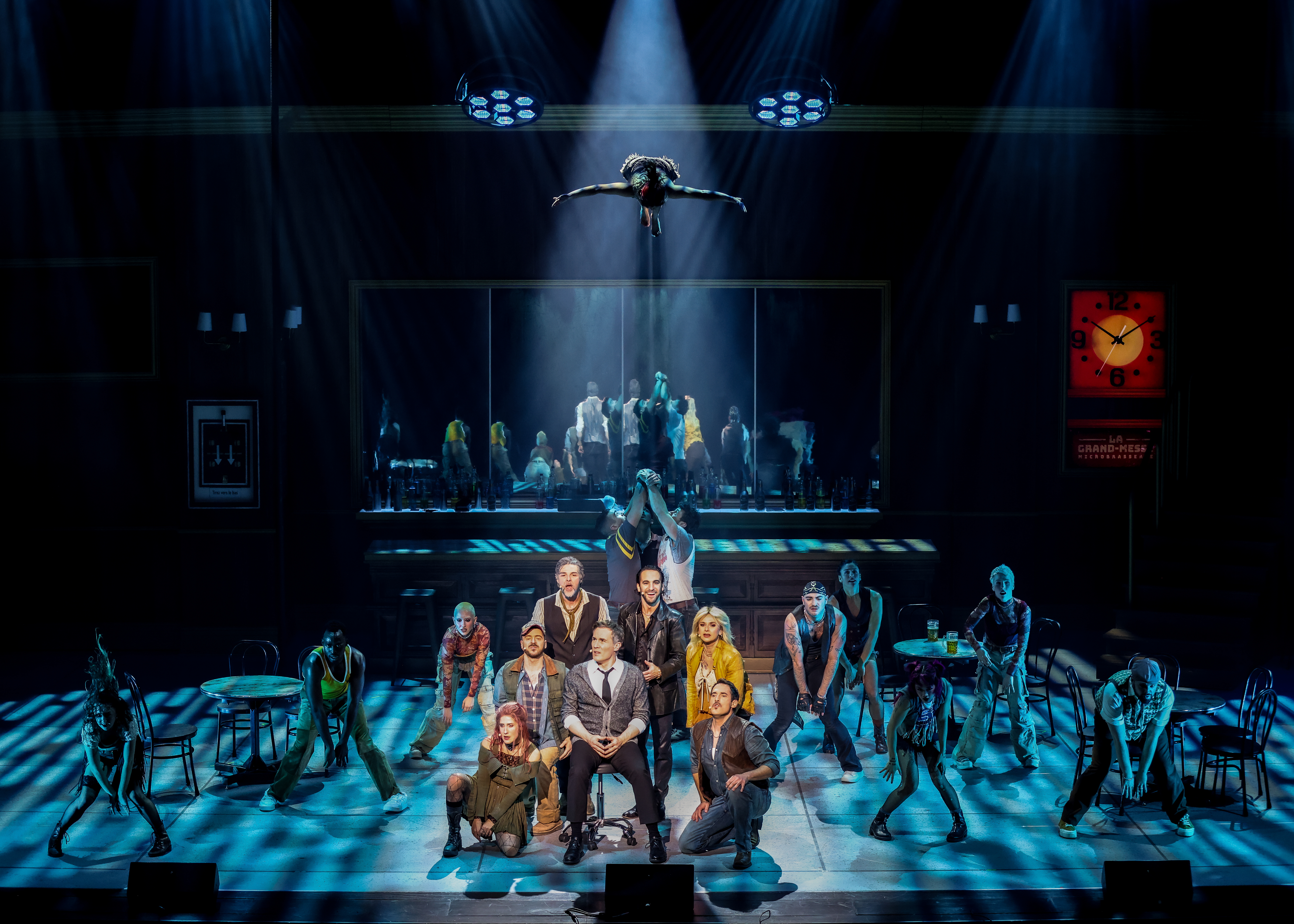 JFSAVARIAxPubRoyalxDec2023 (4) PREF ++.jpg (17.91 MB)